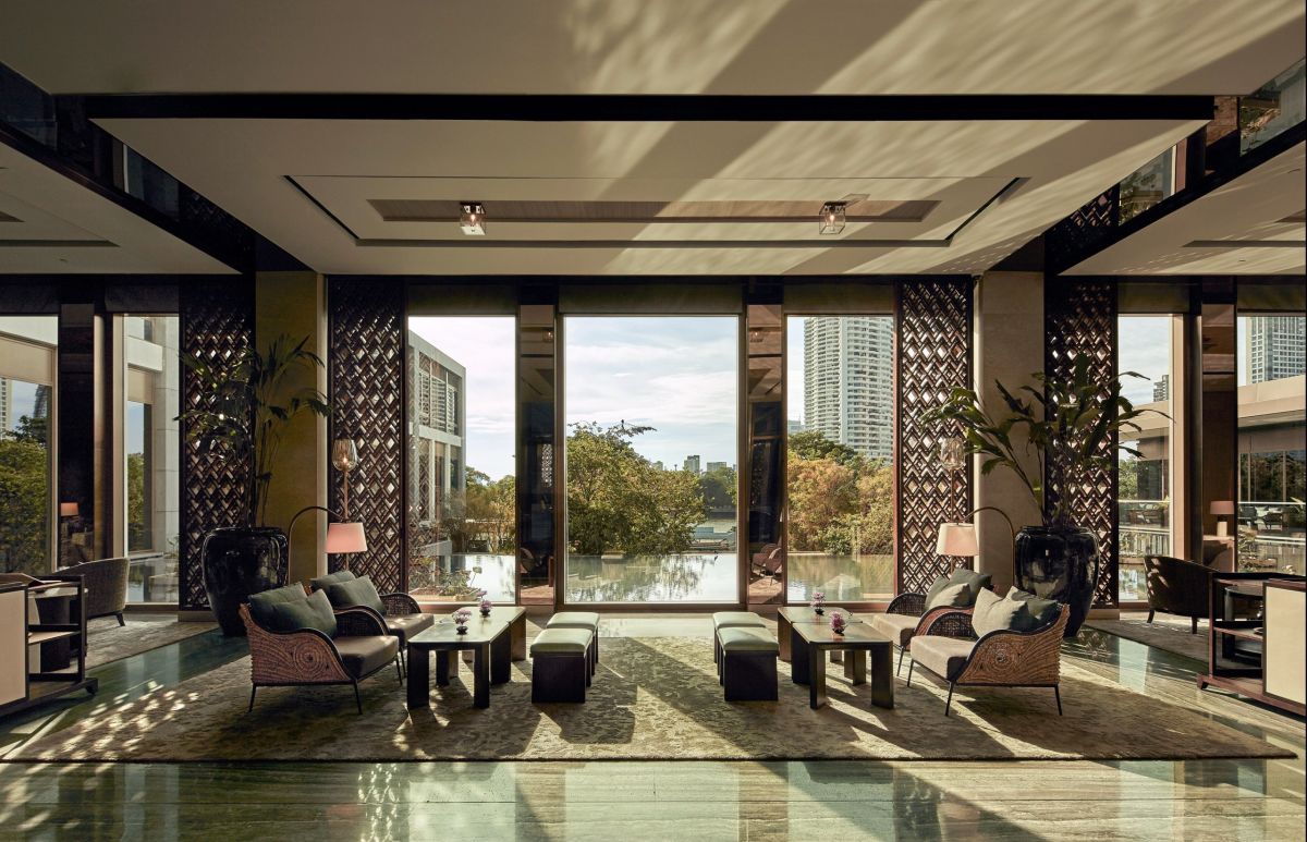 Capella Bangkok - Tea Lounge 01