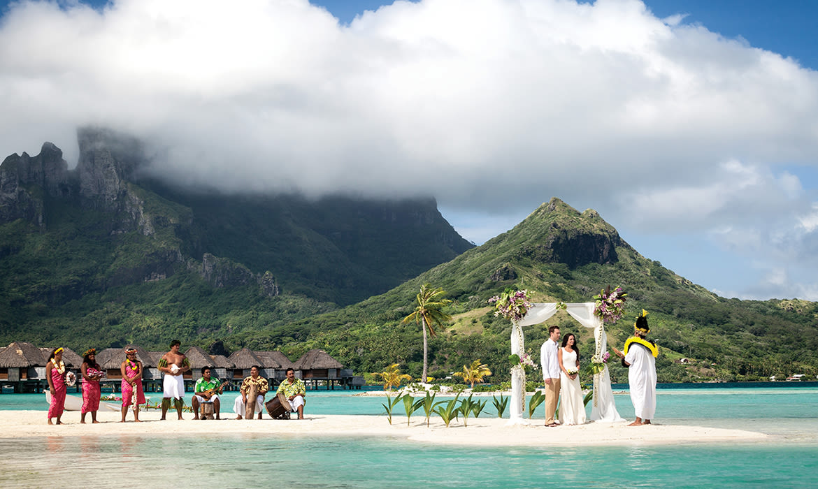 four-seasons-bora-bora