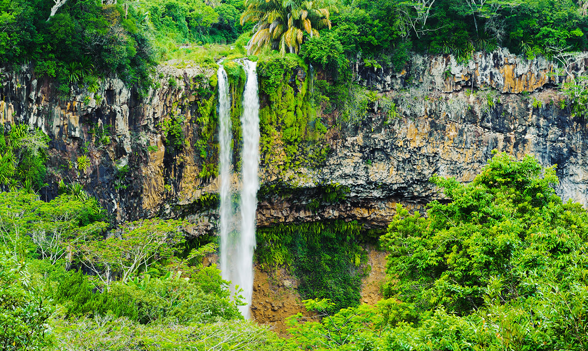 Ilhas-Maurício_Cachoeira-Chamarel