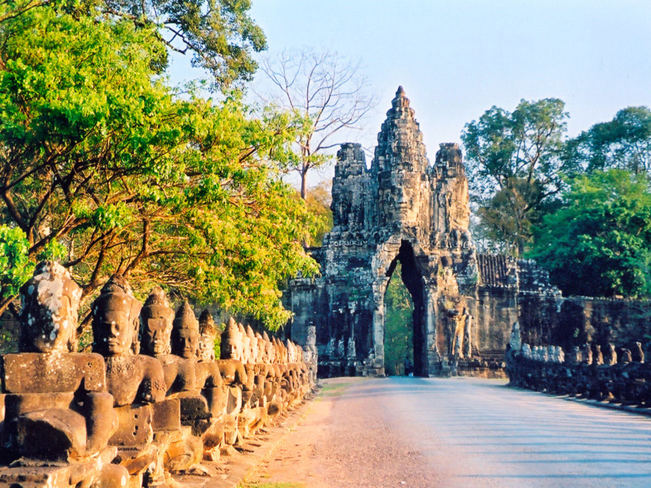 Amawaterways siemreap angkor wat gate