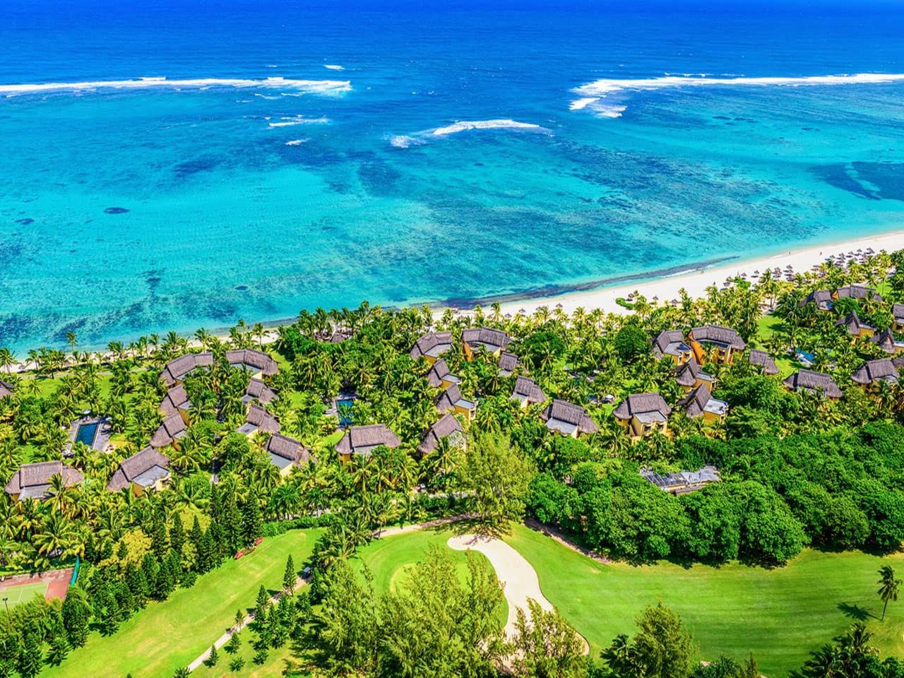 dinarobin beachcomber hotel