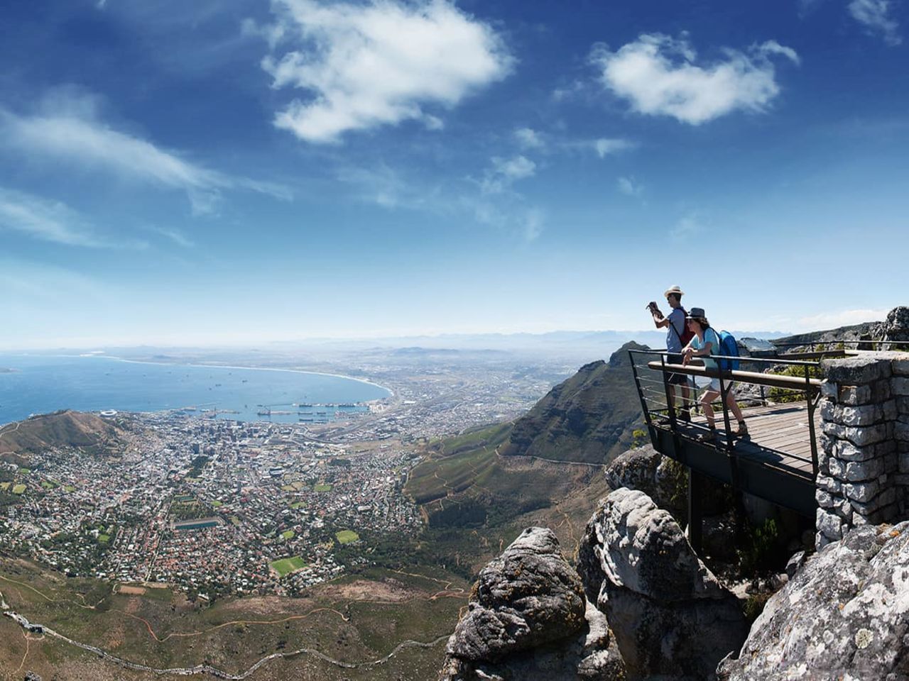 Vista panorâmica da cidade de Cape Town da Table Mountain