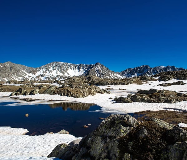Andorra turisme paisagem estany forcat
