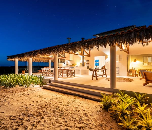 Maranhao oia casa lencois casa principal area externa anoitecer