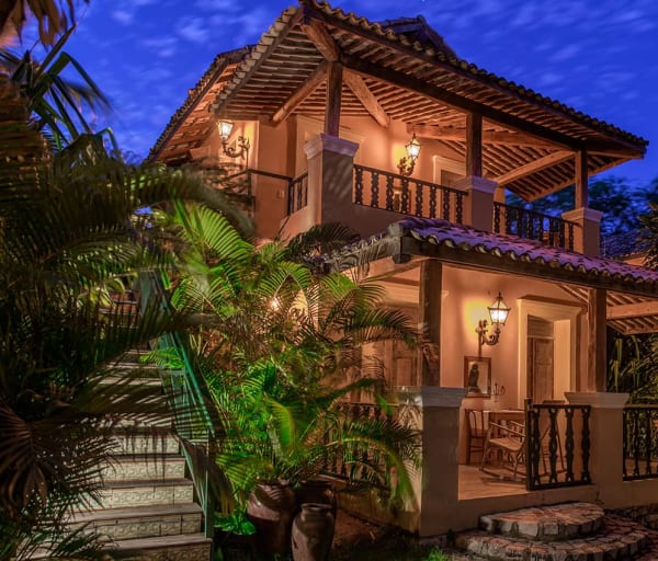 Toca da coruja apartamento especial exterior noite