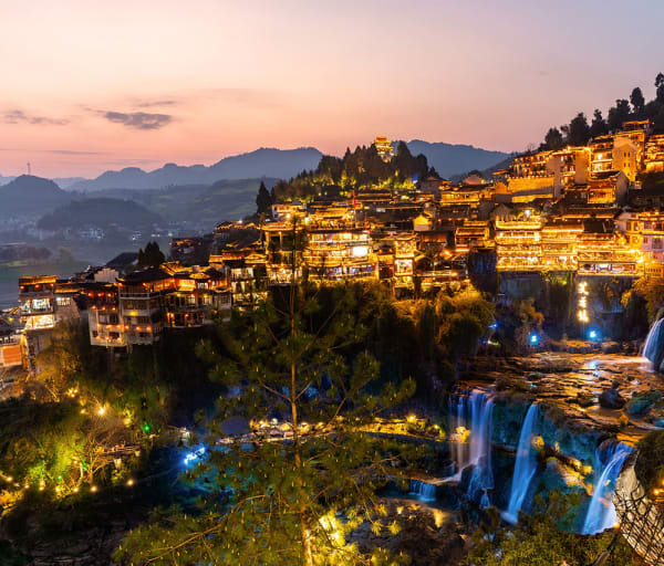 Furong, China - Vista noturna