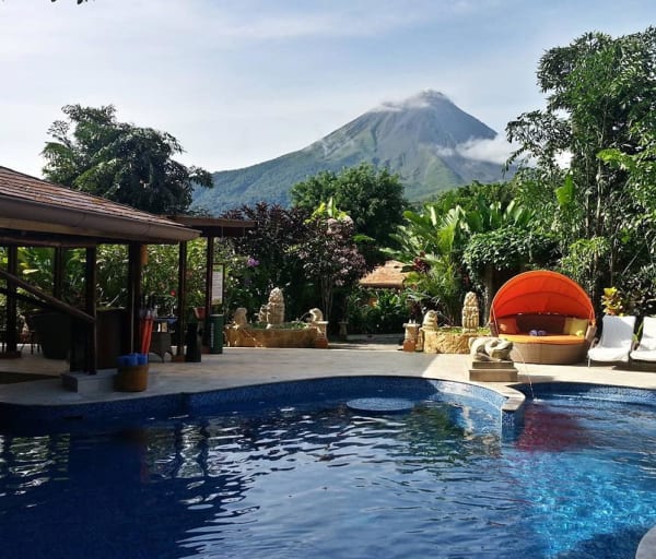 Nayara gardens piscina