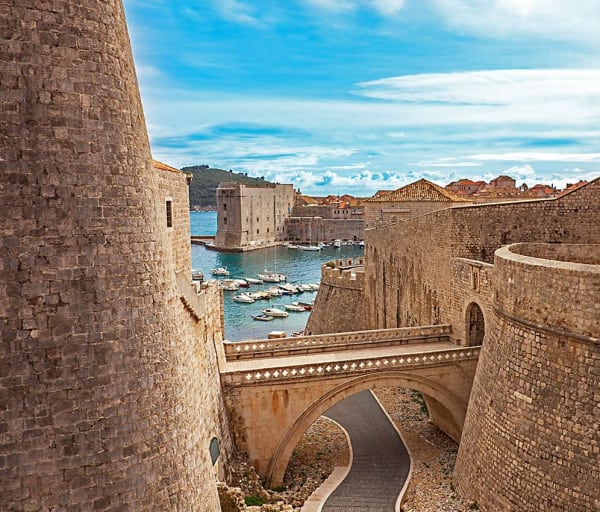 Cidade antiga e porto de Dubrovnik.