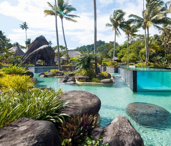 Como laucala island piscina principal