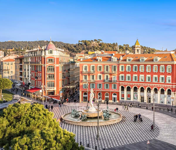 Franca nice place massena