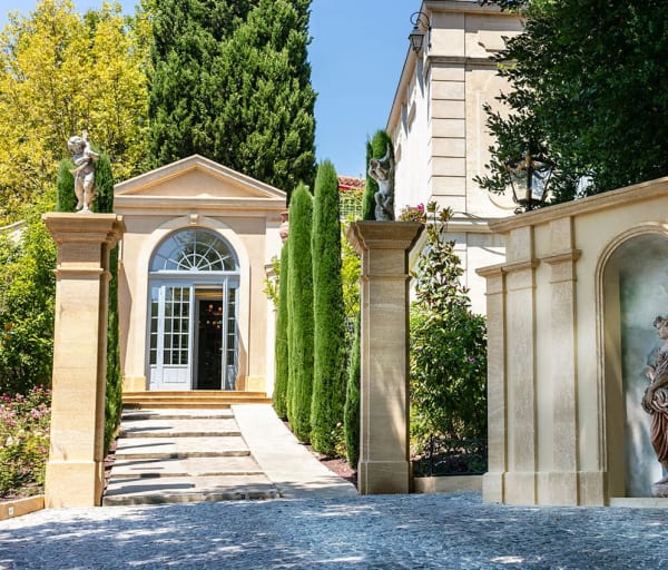 Hotel villa gallici estatua