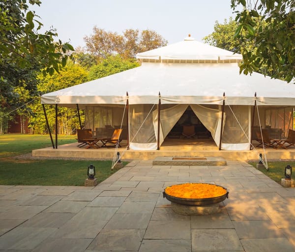 India aman i khas tenda exterior vista