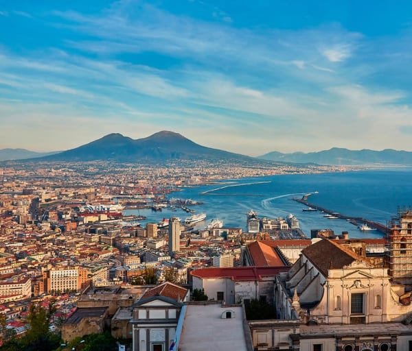 Shuttertstock italia napoles vista da cidade e do vesulvio