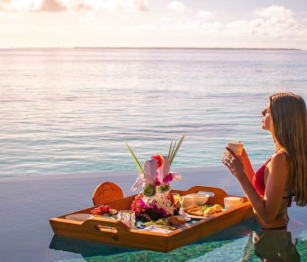 Ayada maldives cafe da manha flutuante