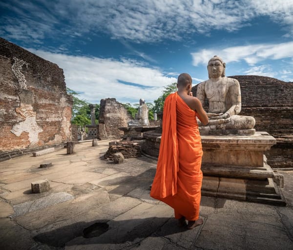 Sri lanka monge polonnaruwa