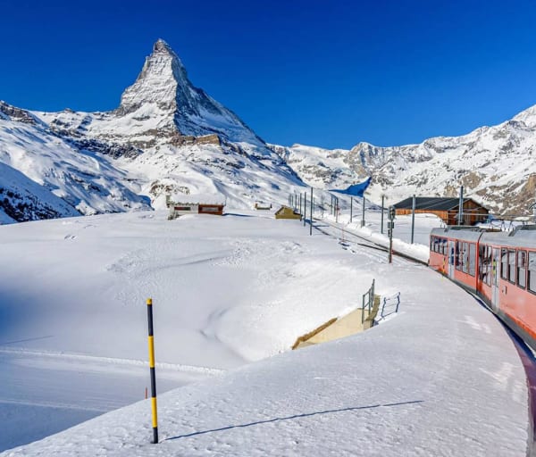 Schweizerhof trem para zermatt