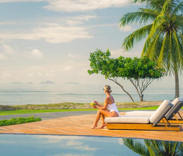 Tailandia anantara kohyaoyairesortvillas piscina descanco