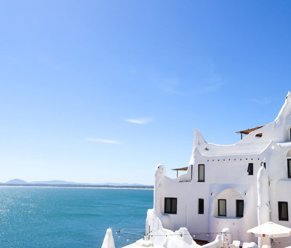 Casapueblo uma paisagem on rica entalhada entre o ceu e o mar