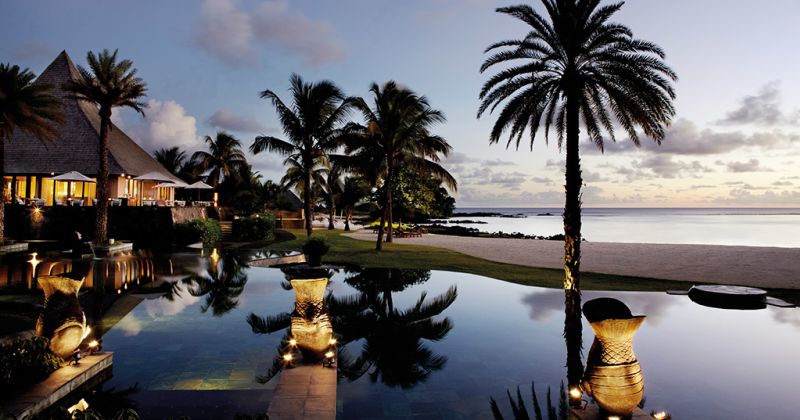 Hi_LW6025_31986686_SHM_Stars_Sunset-Pool-View_RGB