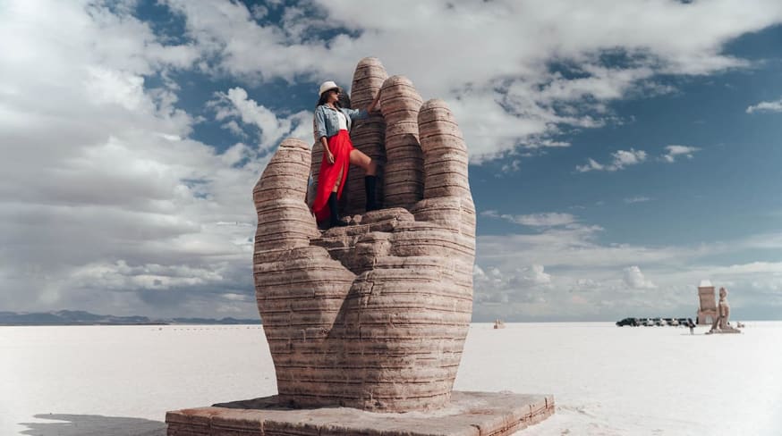 Bolivia salar de uyuni escultura