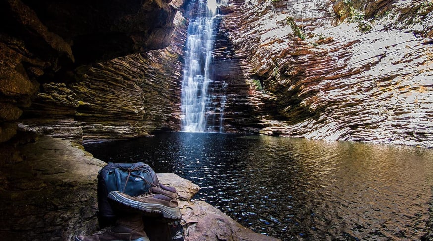 Chamada diamantina cachoeira do buracao mochila e tenis