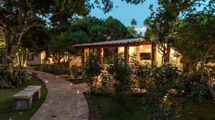 Chapada diamantina refugio na serra exterior anoitecer