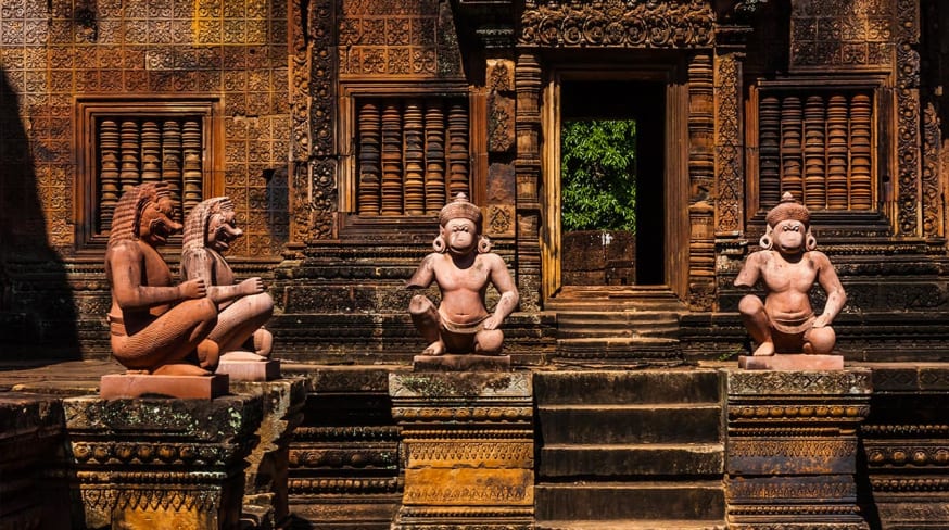 Camboja siemreap banteaysrei templo estatuas