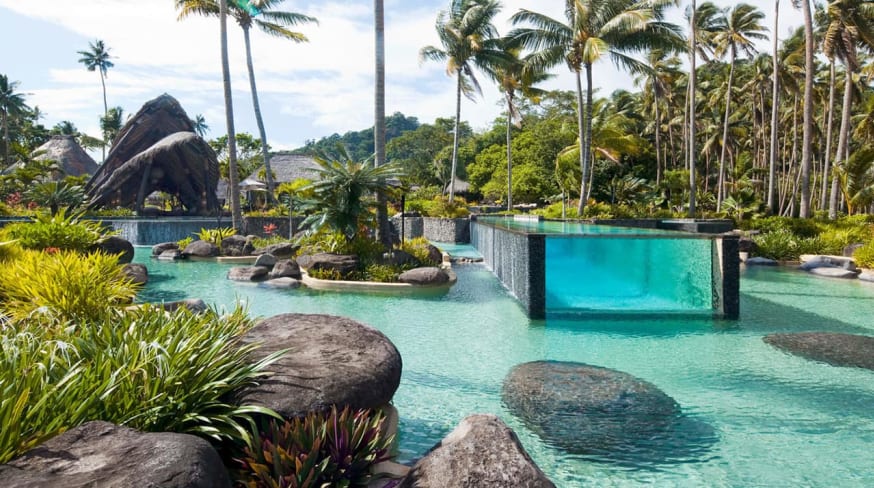 Como laucala island piscina principal