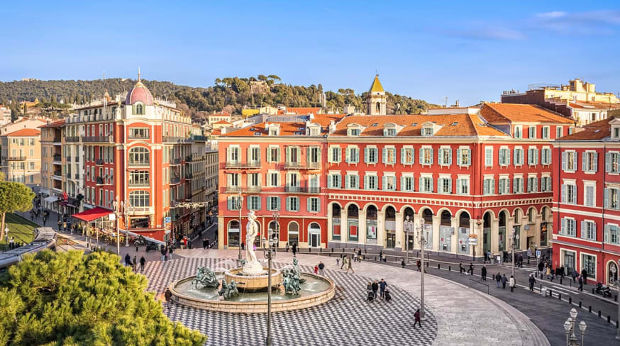 Franca nice place massena
