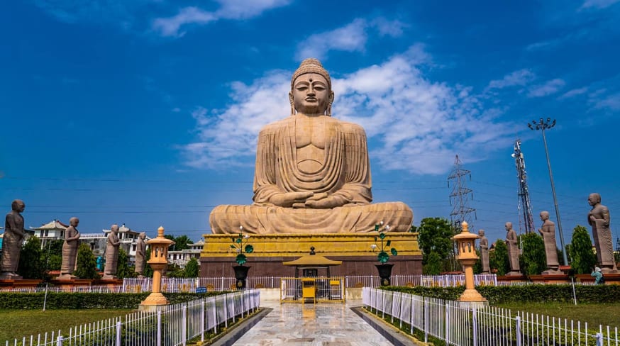 Shutterstock india bodhgaya bihar great buddha statue mahabodhi temple complex