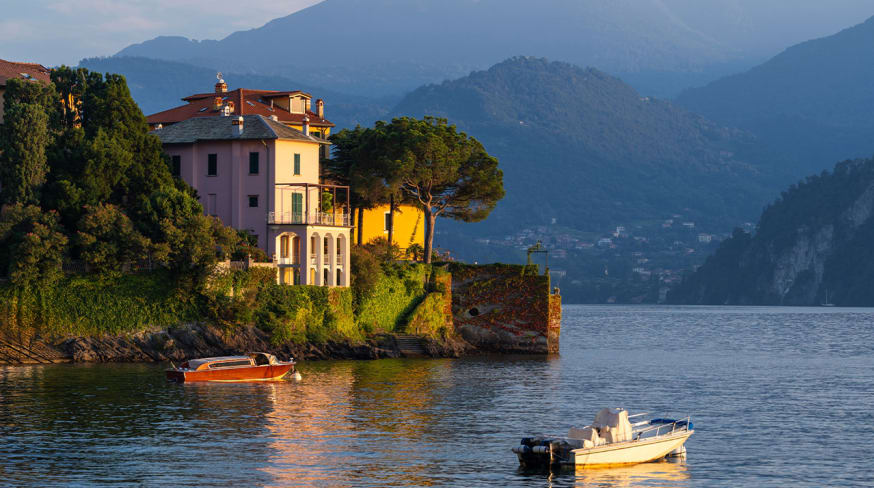 Como italia varenna water