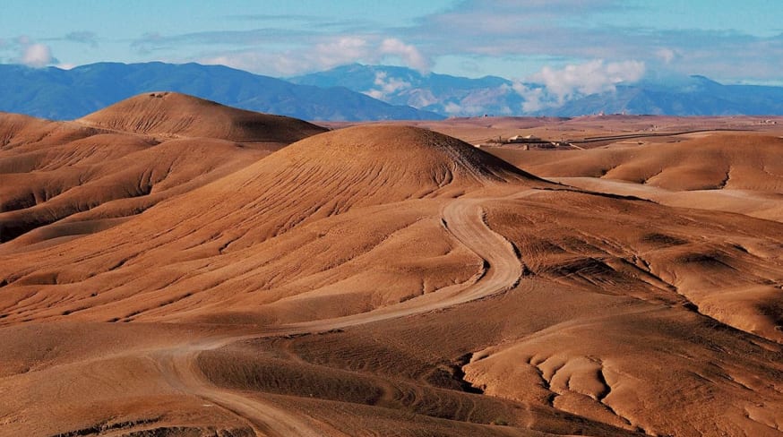 Marrocos agafay deserto montanha