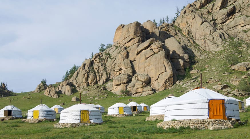 Gers da Mongólia no Parque Nacional Gorkhi Terelji