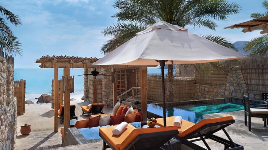 Six senses zighy bay pool villa beachfront