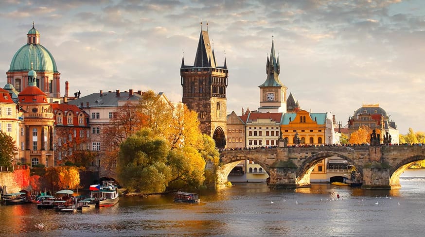 Republica tcheca praga rio vltava e ponte carlos
