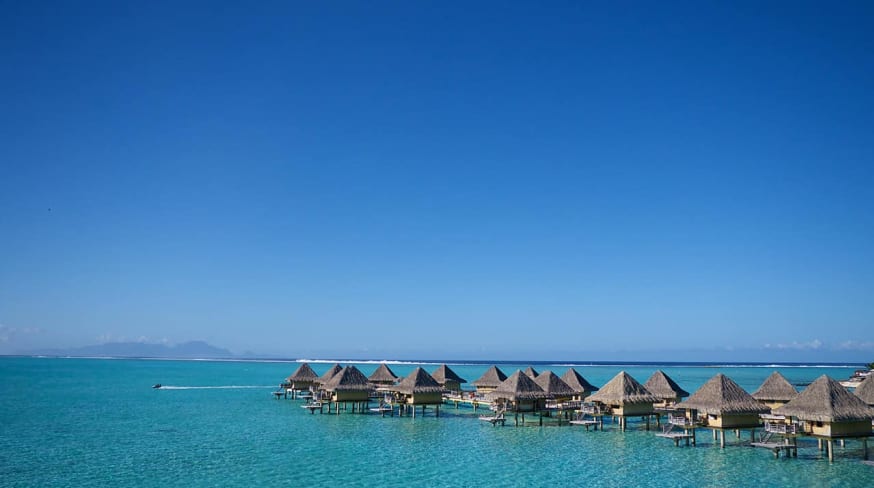Intercontinental le moana bora bora overwater bungalow