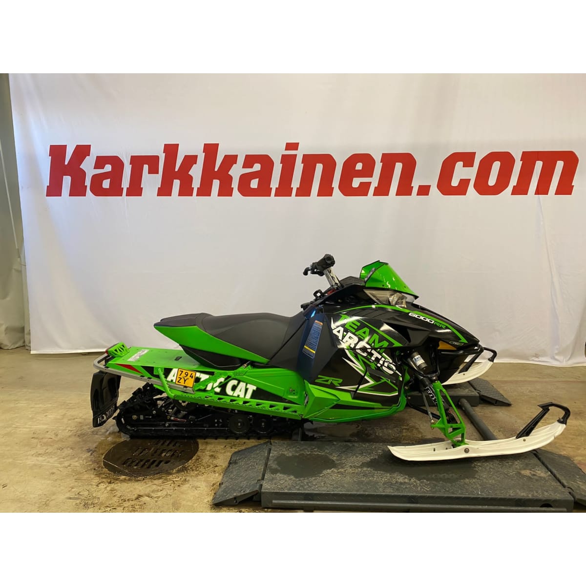 Arctic Cat ZR 6000 Sno Pro 2014 käytetty moottorikelkka   verkkokauppa