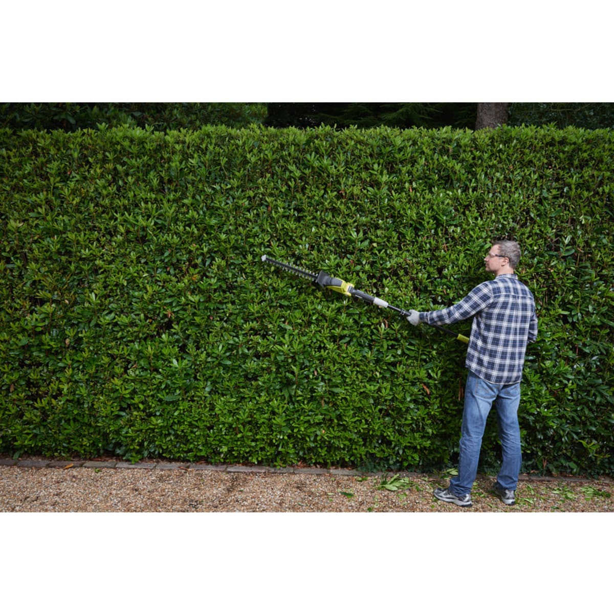 Pensasleikkuri ryobi cheap one+ opt1845