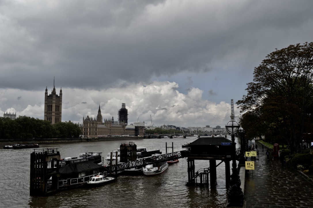 Theems and palace of Westminster