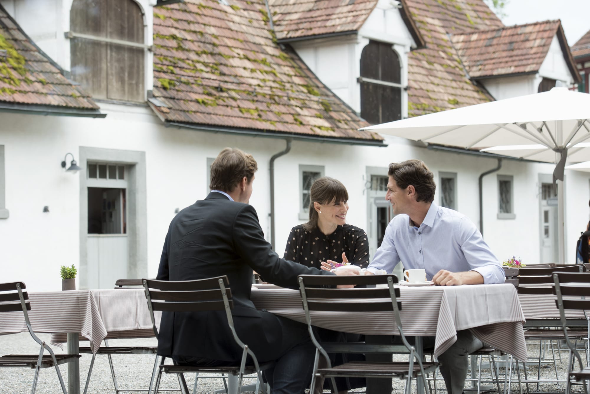 Seminarteilnehmende in der Kaffeepause