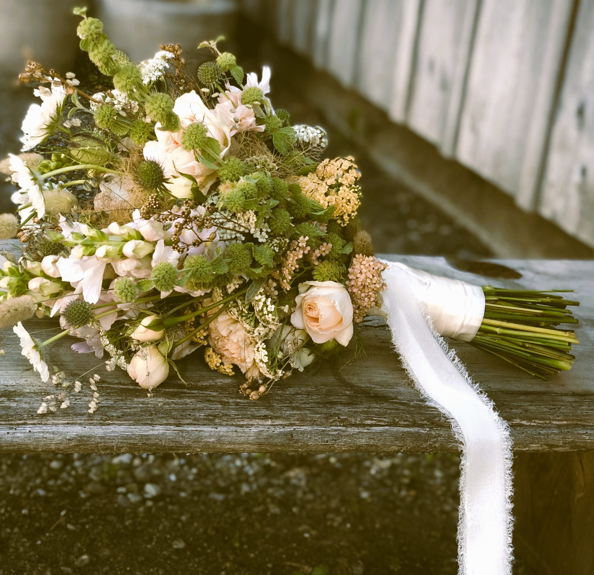 Brautstrauss zart und locker