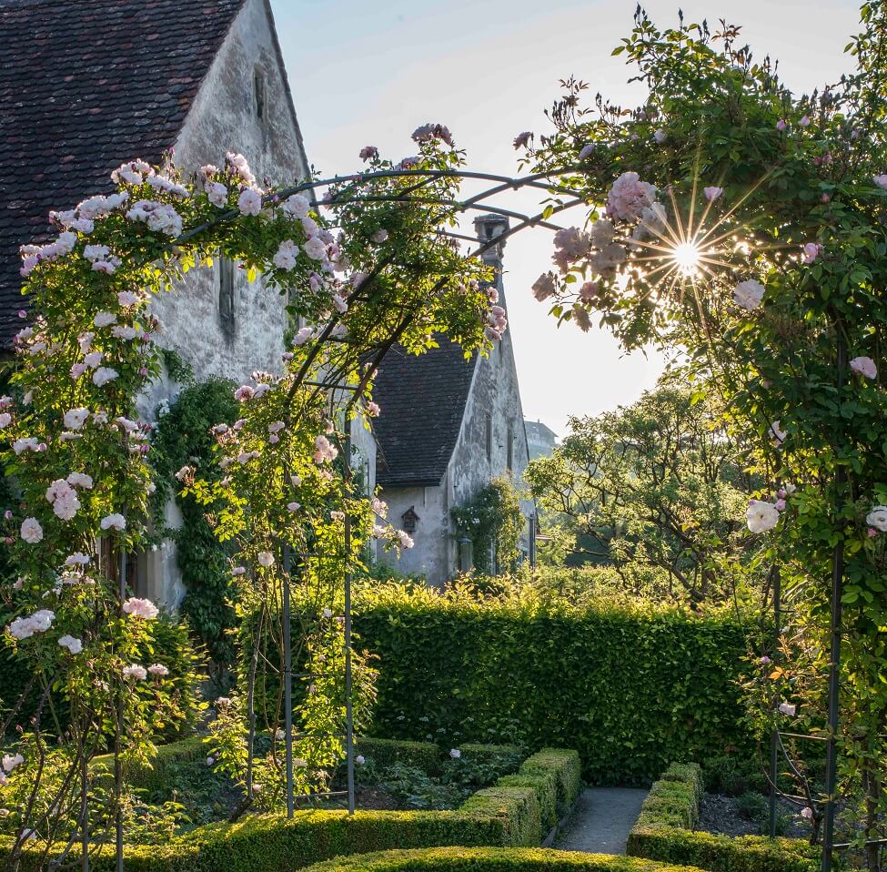 Garten mit Mönchszellen