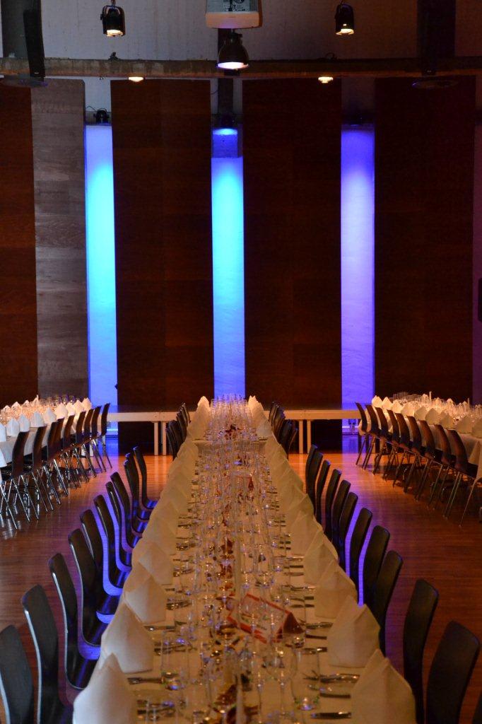 Remise festlich eingedeckt