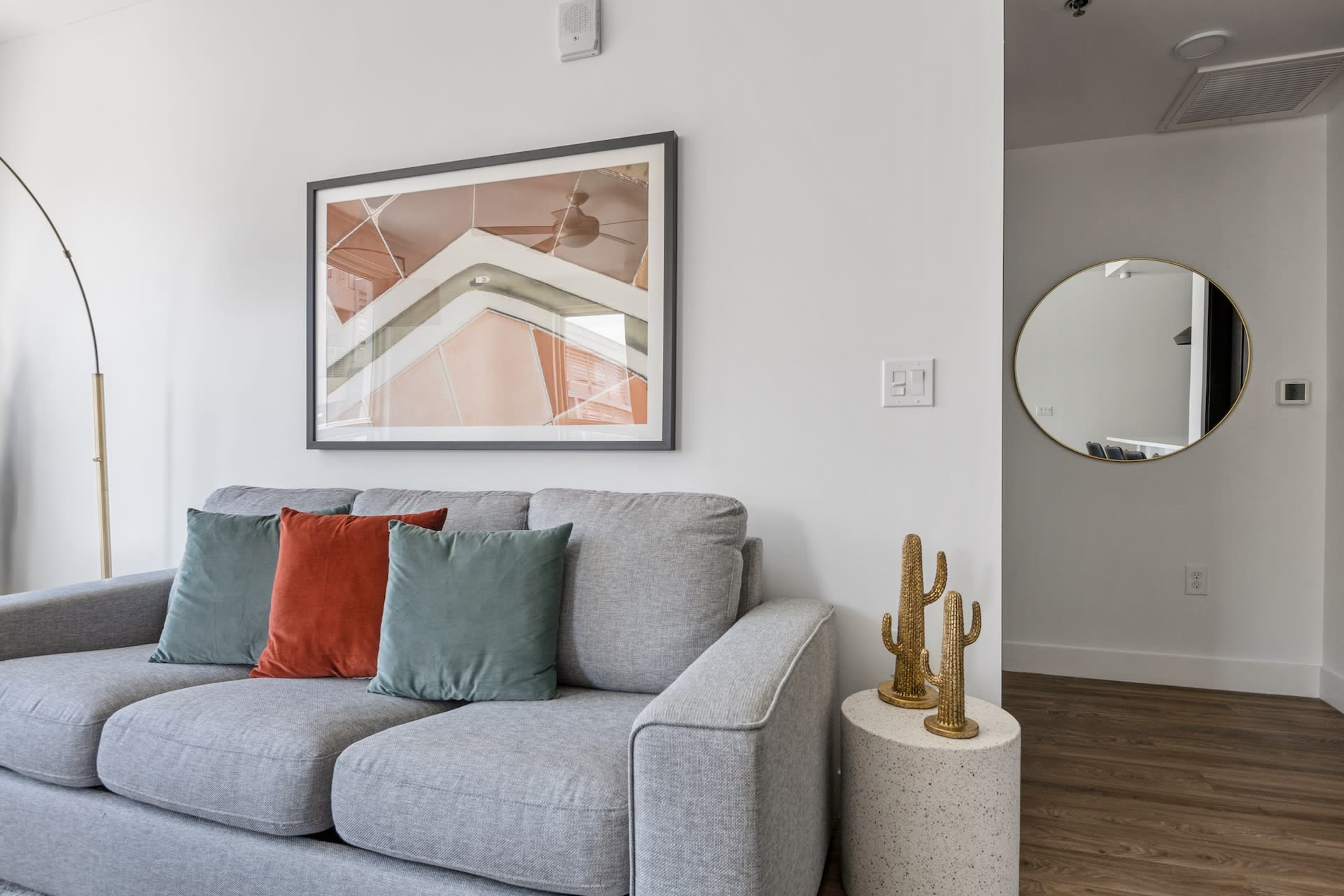 3 x 1 Bedroom | King