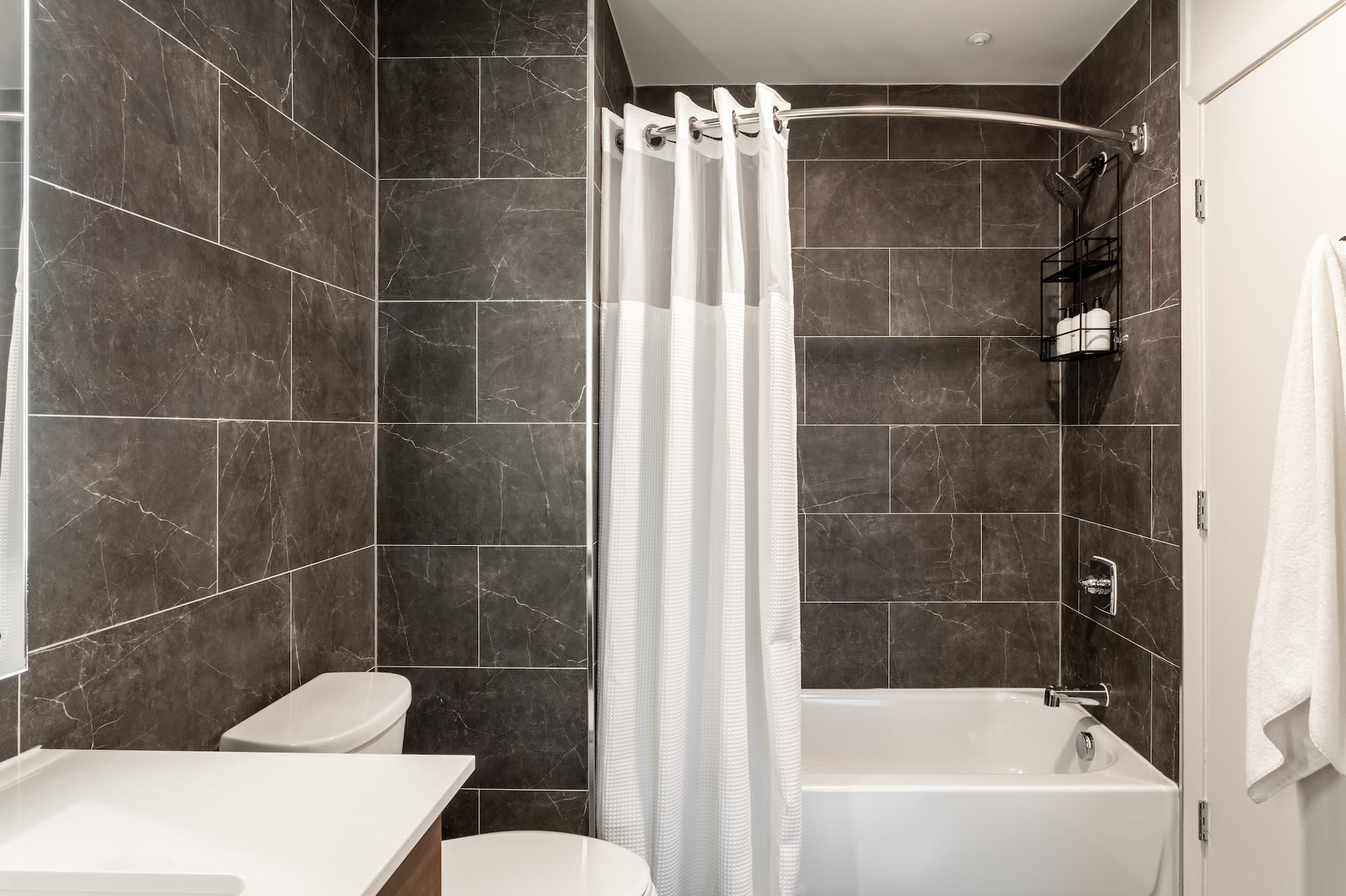 2 x 1 Bedroom | River View | King