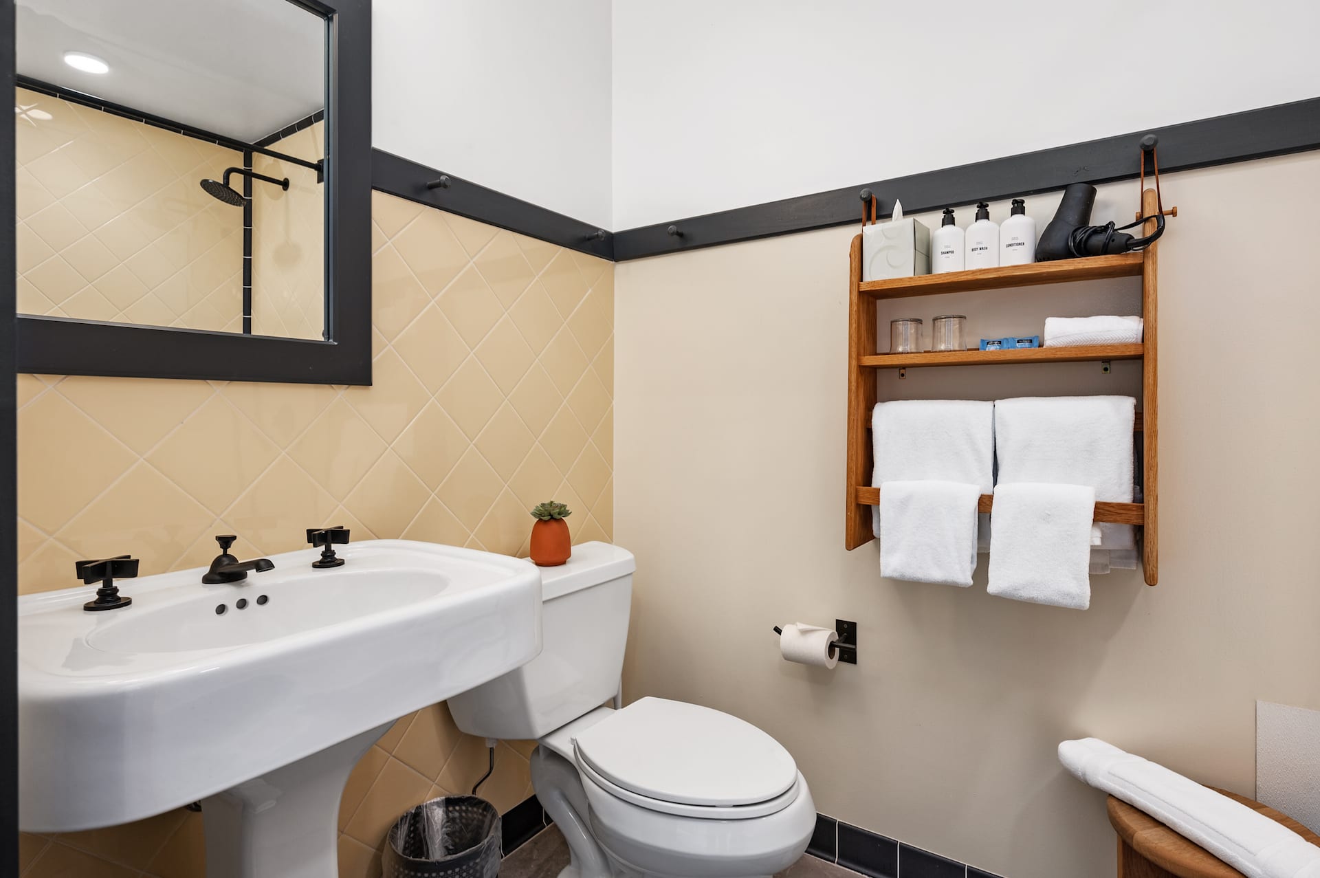 3 x Standard King Room