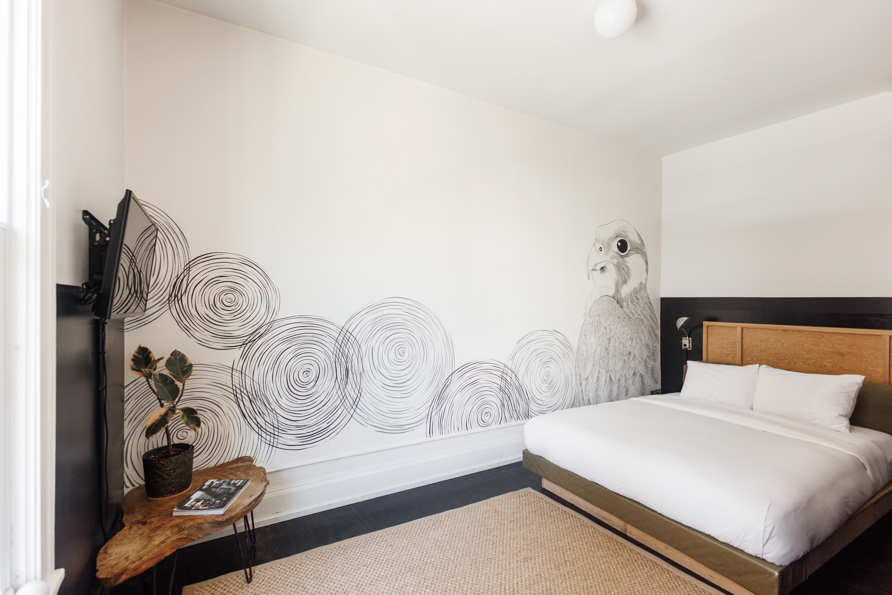 Deluxe Queen Room