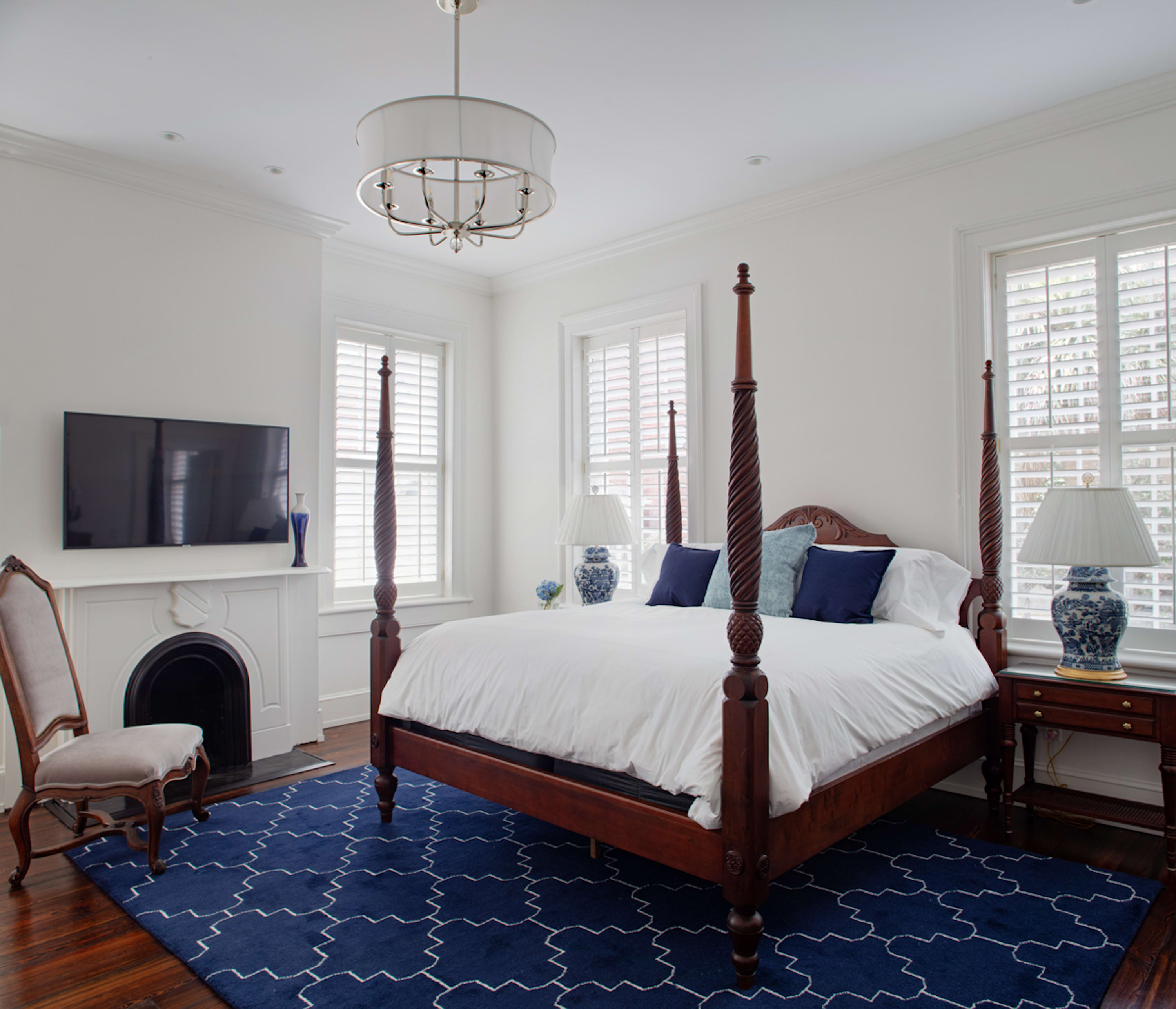 Sapphire Suite | King