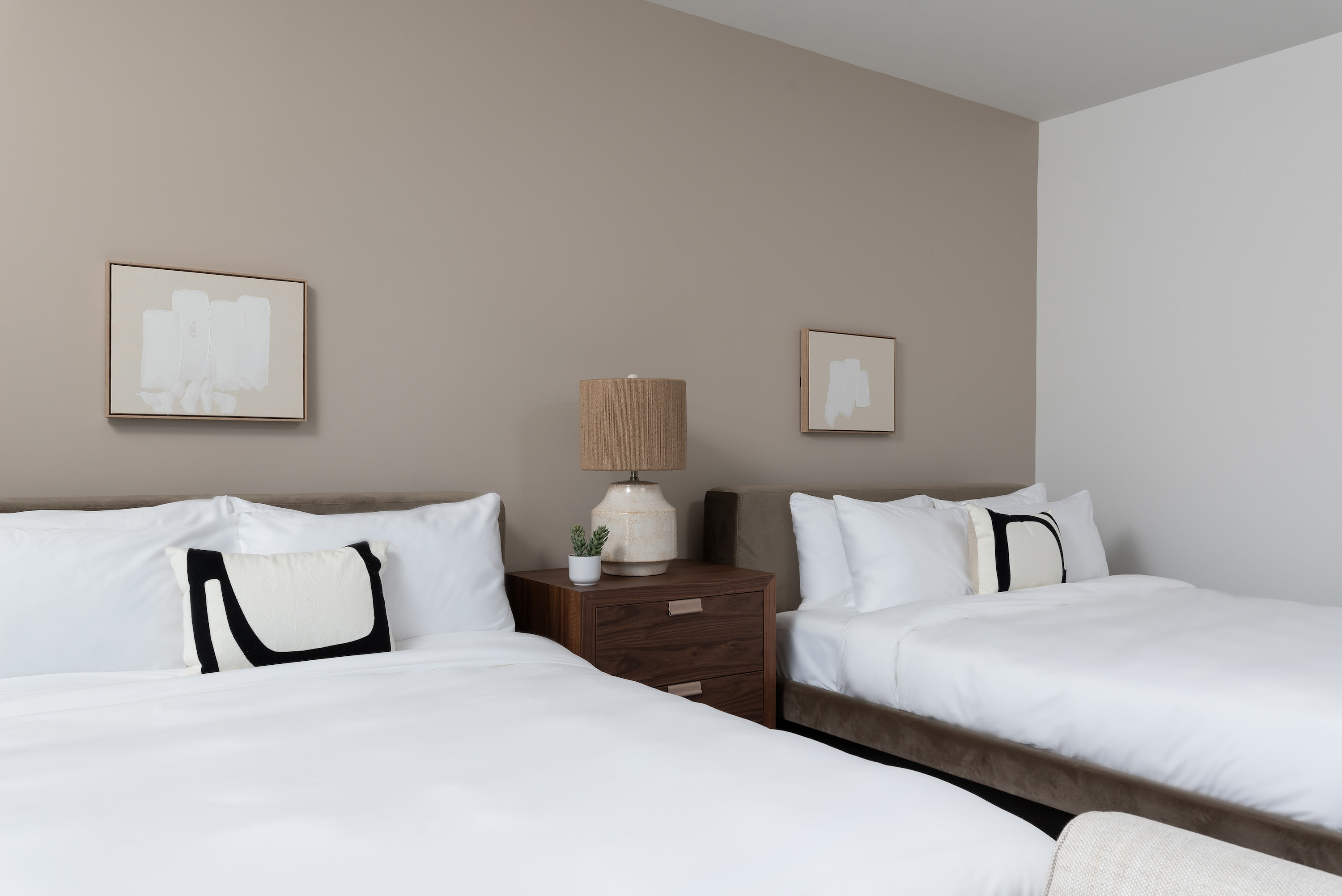 Double Queen Room