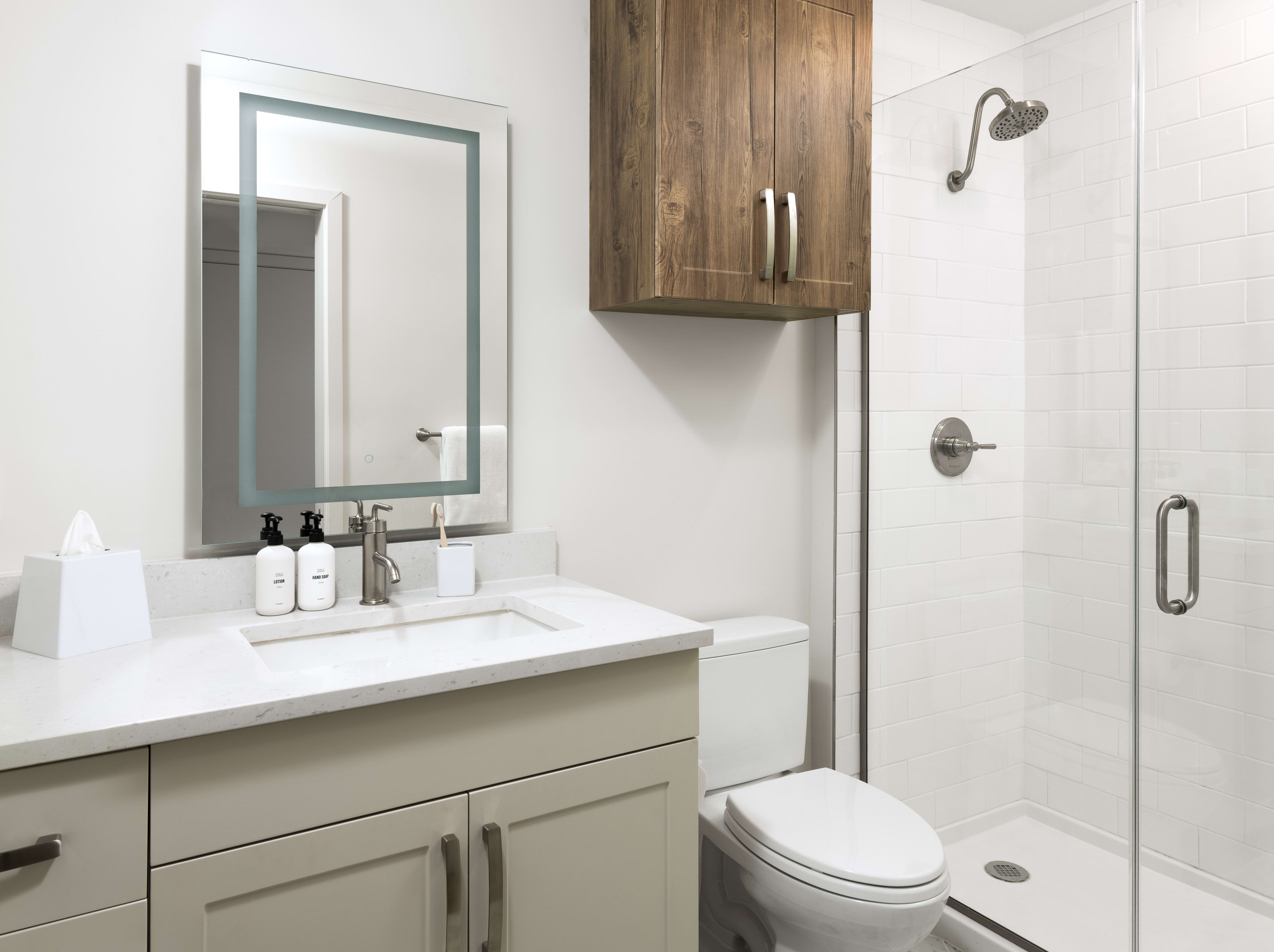 1 Bedroom | Queen | Long Term Stays